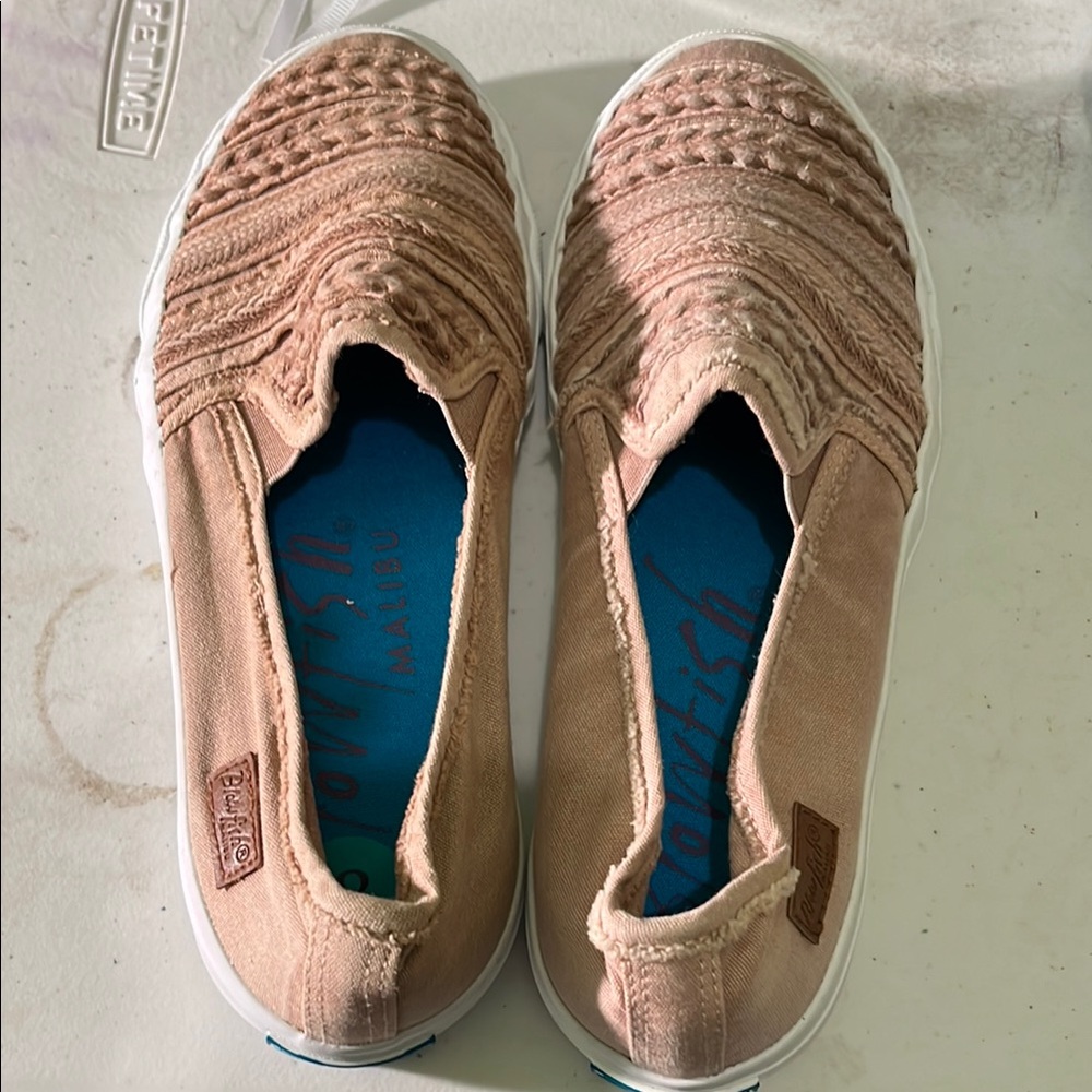 Blowfish Women's Tan Slip-On Shoes